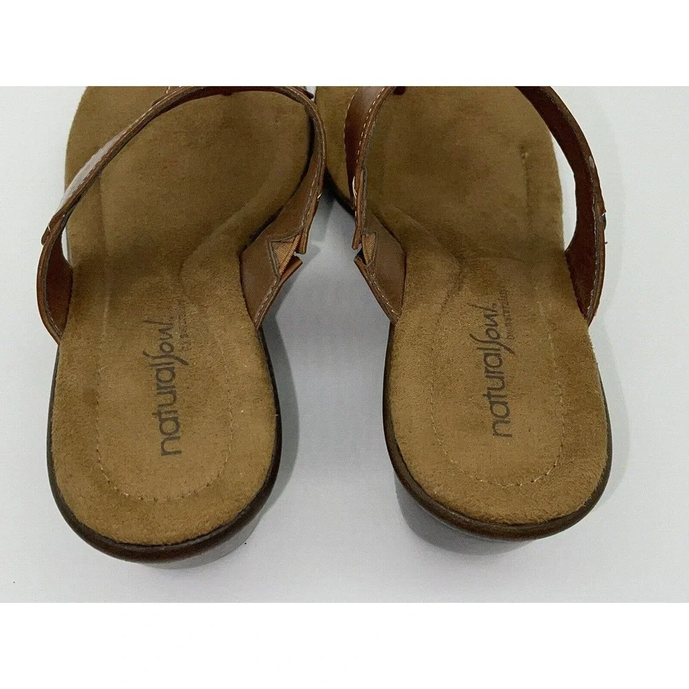 Women's Natural Soul by Naturalizer Brown Slip on Sandal with‎ Wedge Heel 7.5M